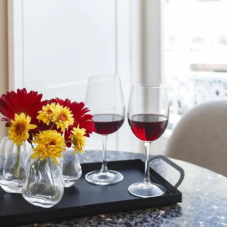 Unique Chiado By Mishas Place * Lisbona